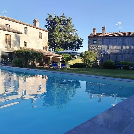 6 Bedrooms With Shared Pool Jacuzzi And Enclosed Garden At 4 Km Away From The Beach *