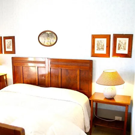 6 Bedrooms With Shared Pool Jacuzzi And Enclosed Garden At 4 Km Away From The Beach * Frontino