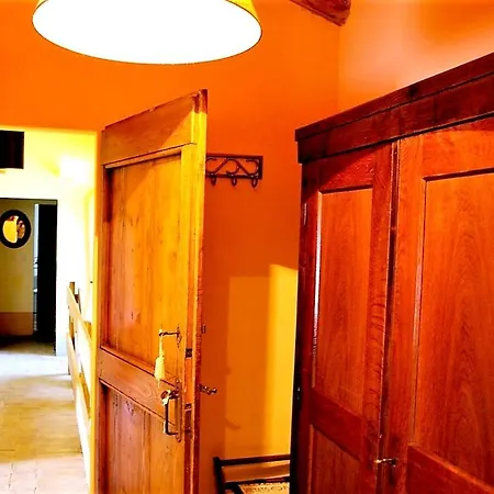 فيلة 6 Bedrooms With Shared Pool Jacuzzi And Enclosed Garden At 4 Km Away From The Beach Frontino