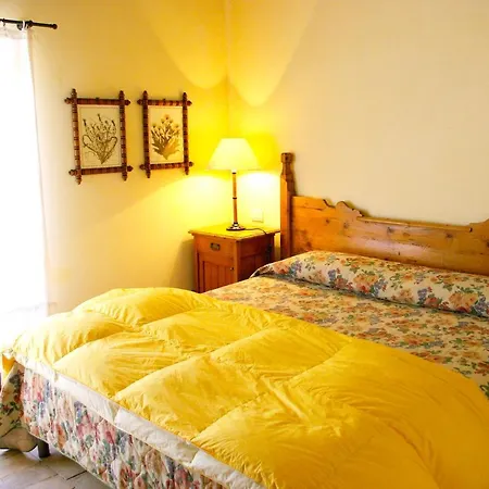 6 Bedrooms With Shared Pool Jacuzzi And Enclosed Garden At 4 Km Away From The Beach * Frontino